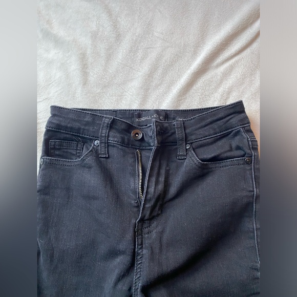 Kendall+Kylie Black Jeans - Picture 1 of 4